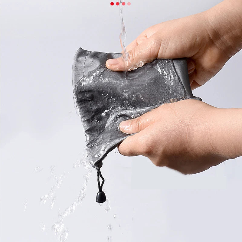 Pochette de rangement imperméable - test d'imperméabilité