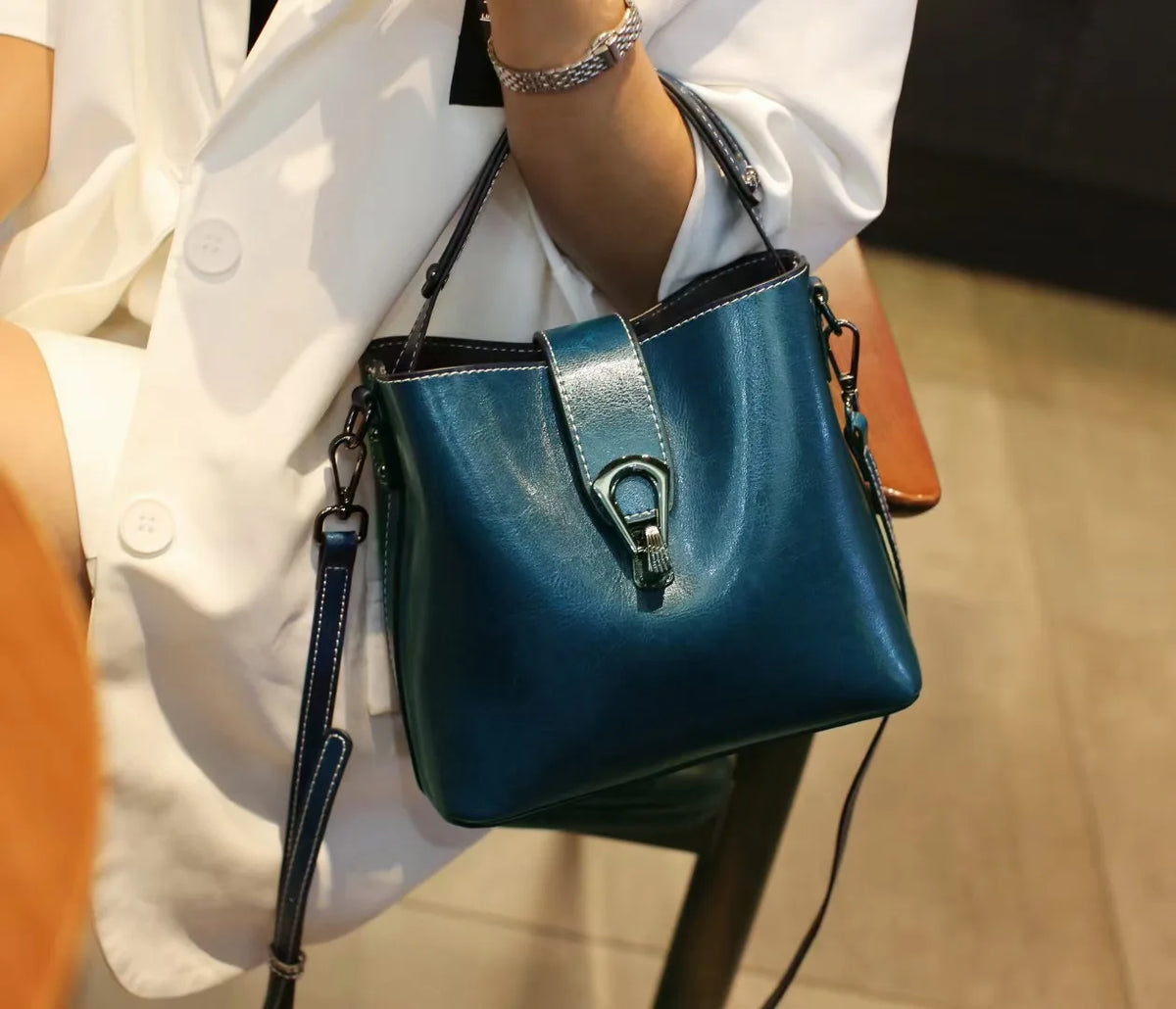 Sac seau La Cirée - cuir ciré